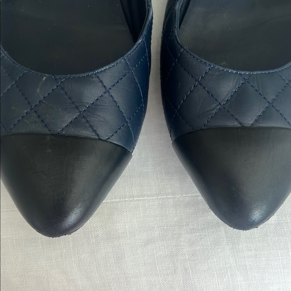 CHANEL blue and Black cap toe Flats Quilted Design Comfortable Everyday Wear - Picture 9 of 14